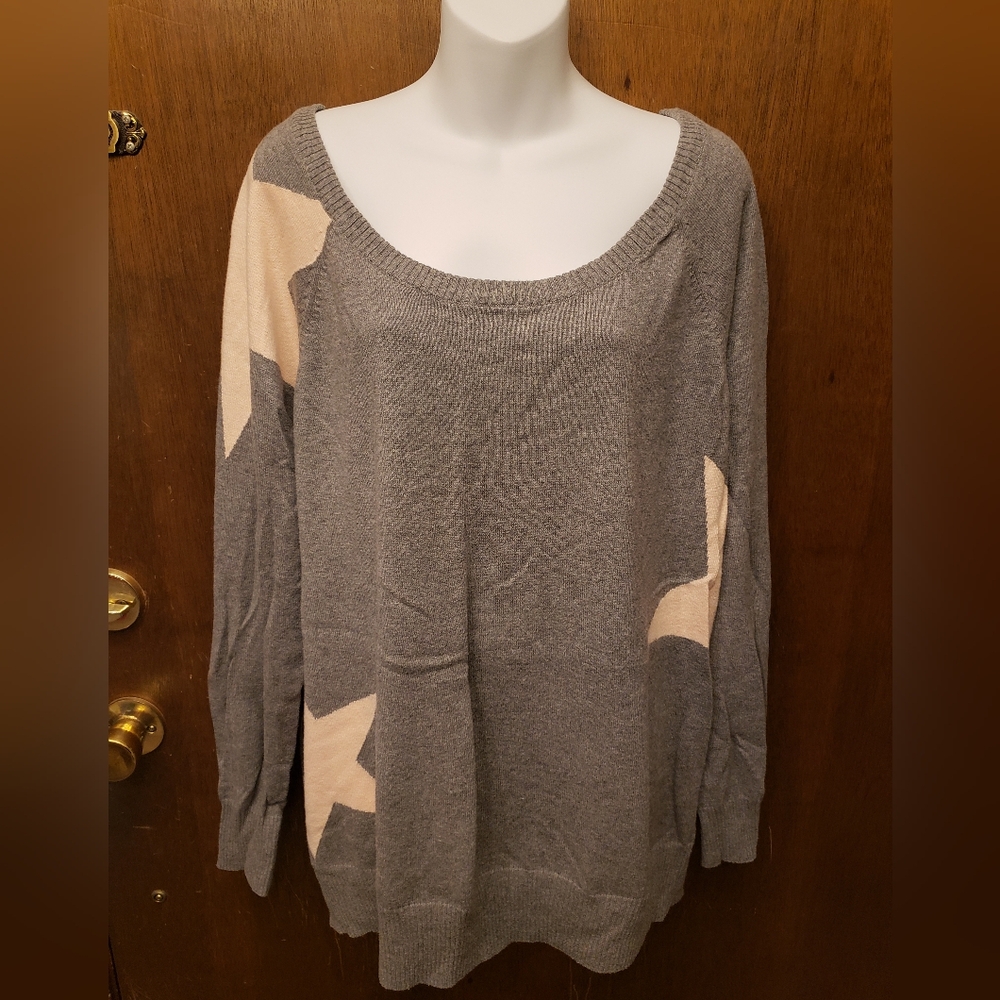 Torrid Cotton Raglan Pullover Star Sweater, size 3